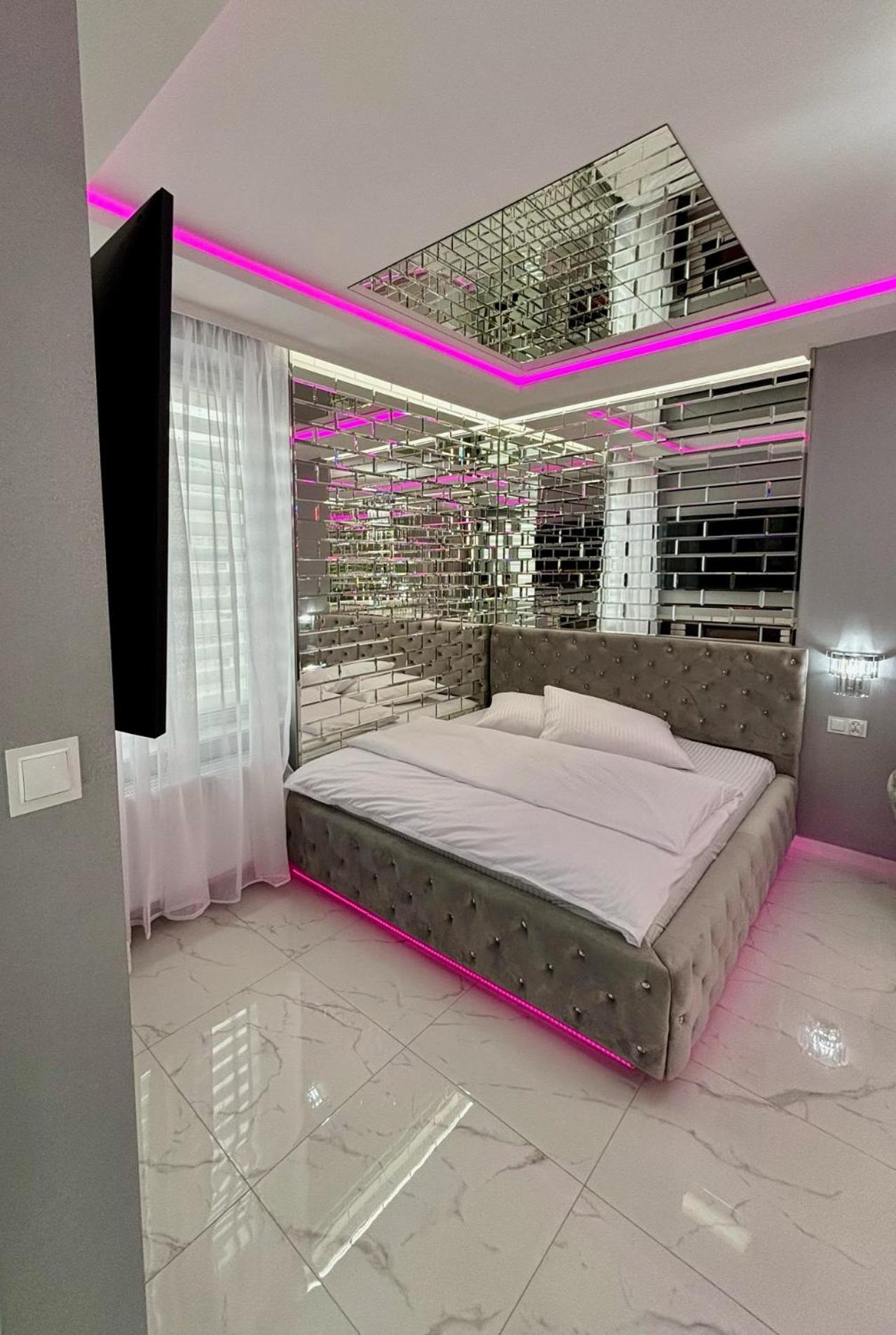 Apartament "Prezydencki Deluxe" Centrum Z Duza Wanna Dla Dwojga Gniezno Exteriör bild
