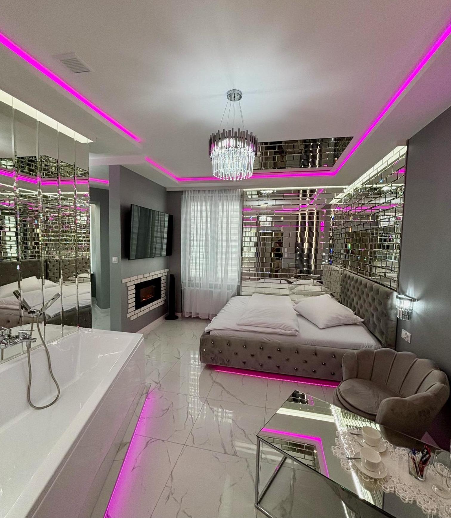 Apartament "Prezydencki Deluxe" Centrum Z Duza Wanna Dla Dwojga Gniezno Exteriör bild